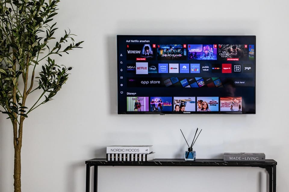 Communal lounge/ TV room, TV and multimedia, Evening entertainment