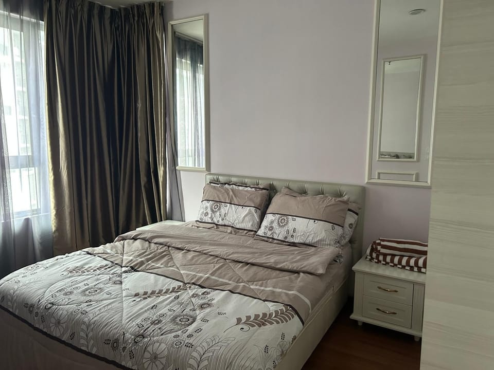 Nuzyta I-City Shah Alam AA NO FREE PARKING Apartment in Selangor, Malaysia