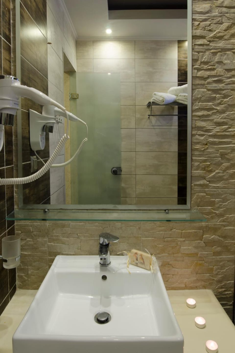 Bathroom, Living room