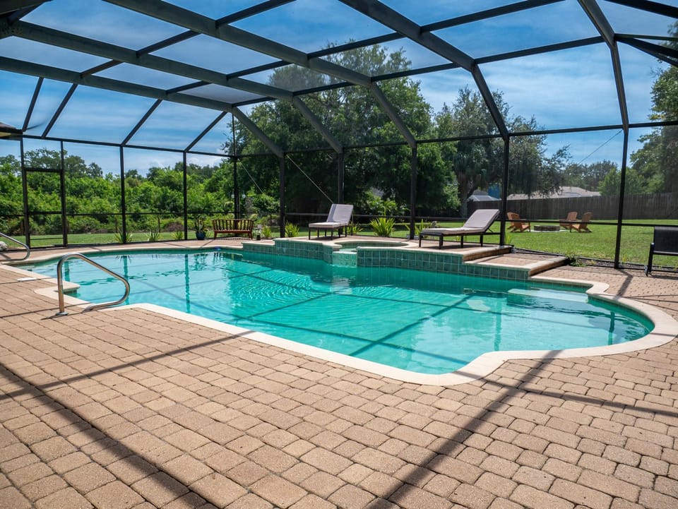 Pool view, Swimming pool, Swimming pool, sunbed