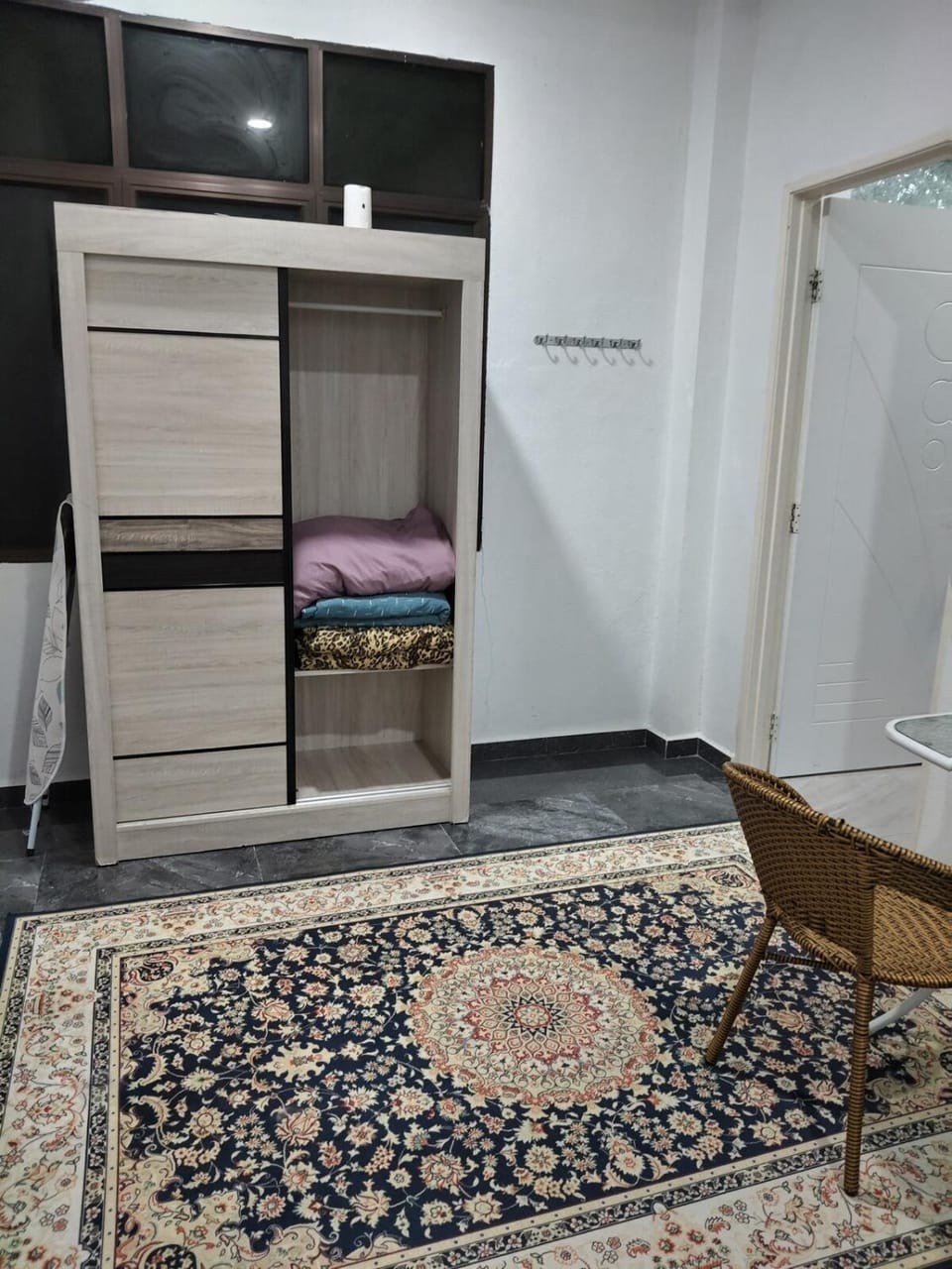 Bedroom, wardrobe
