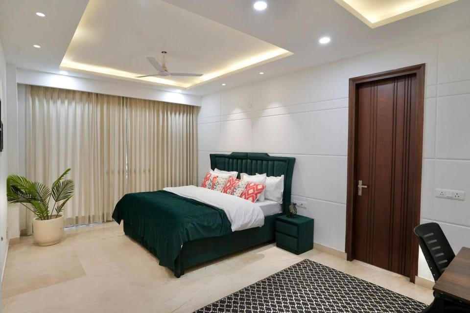 The Gambit Near Ambience Mall Apartment in Gurugram
