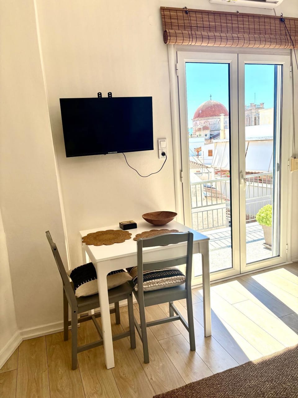 Aegina Heights Apartment in Argolis, Greece