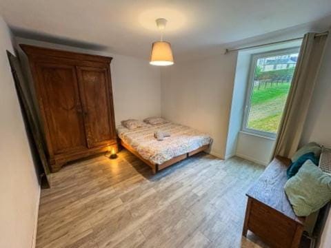 Maison Rustique, Terrasse, Calme, 4-6 peoples Bed and Breakfast in Normandy