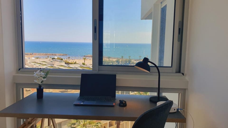 View (from property/room), Seating area, City view, Sea view