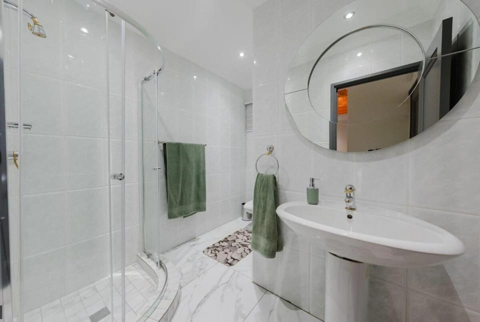 Private Villa-Views, Pool, Braai Villa in Gauteng