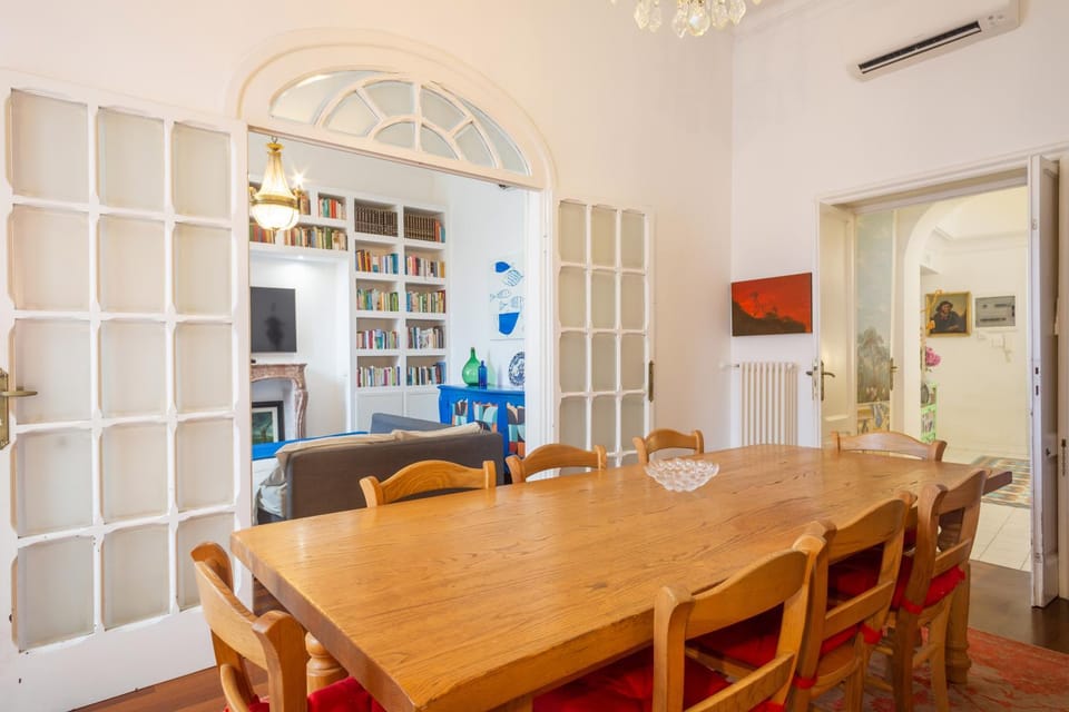 Suite Elizabeth in Barberini Apartment in Rome