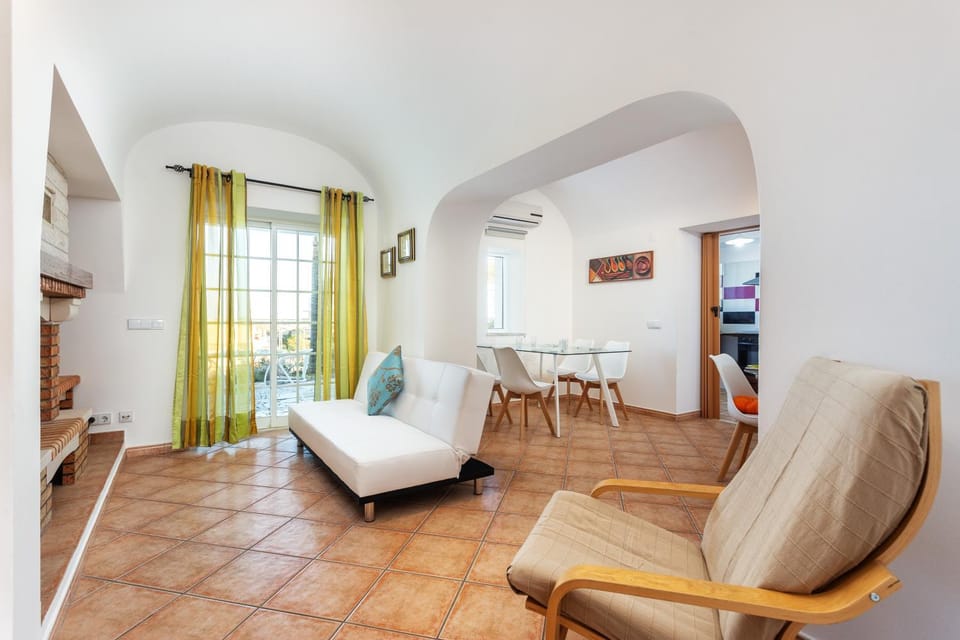 Blife Moustachya Villa House in Faro