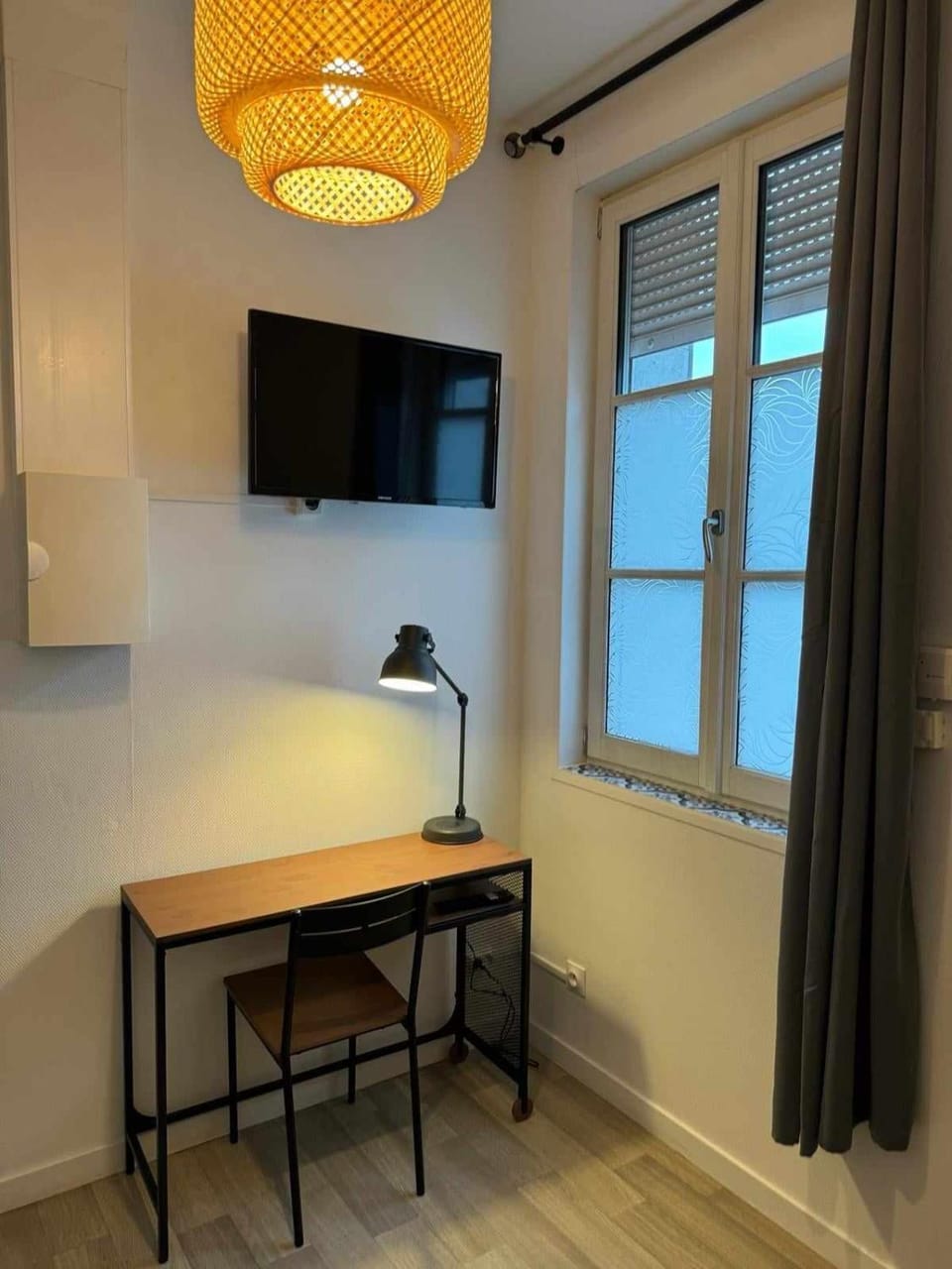Studio 1 GARE Apartment in Valenciennes