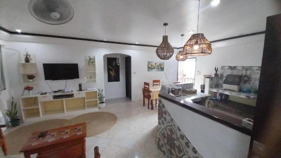 JML Homestay Bed and Breakfast in General Luna