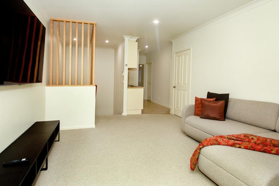 Elsinor Townhouse 1 Apartment in Yarrawonga
