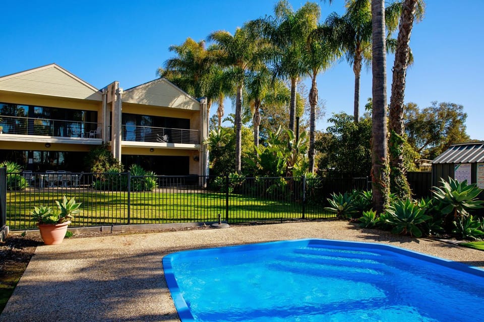 Elsinor Townhouse 1 Apartment in Yarrawonga