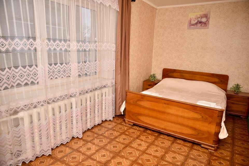 2-к квартира в центрі, ТЦ Київ Apartment in Ukraine