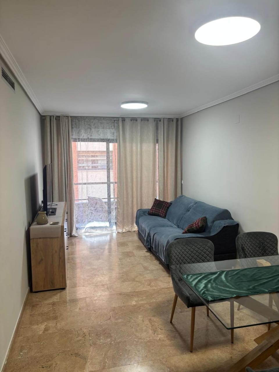 Communal lounge/ TV room, TV and multimedia, Seating area