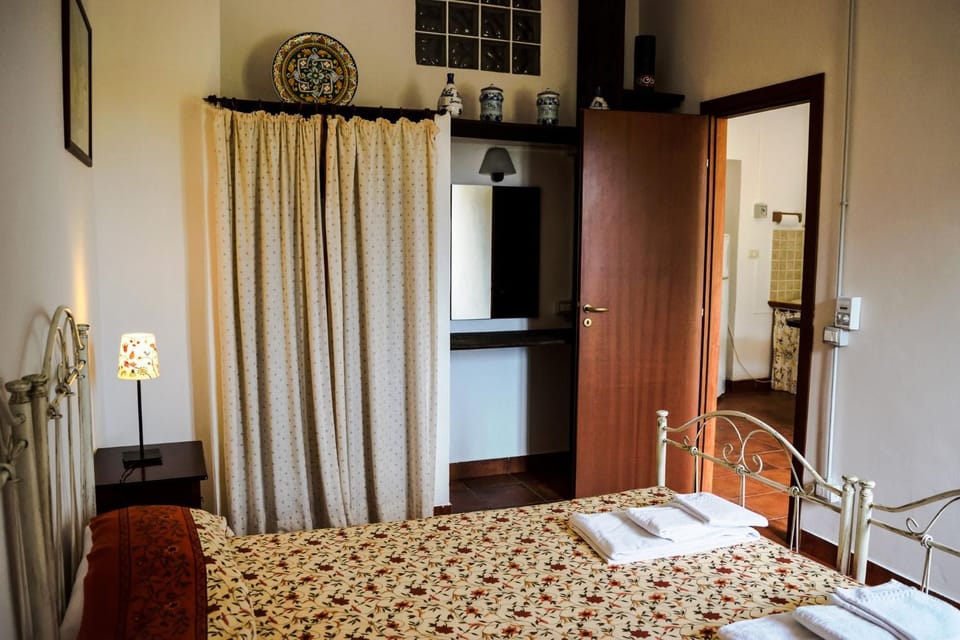 Bed, Decorative detail, Bedroom