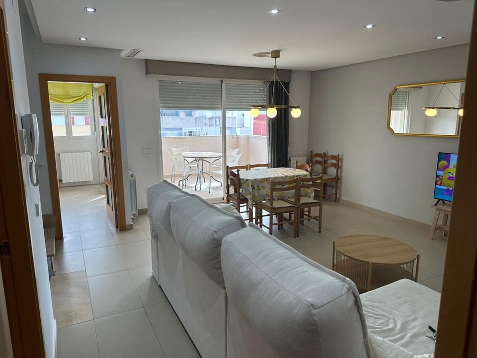 Balcony/Terrace, Living room, Seating area, Dining area