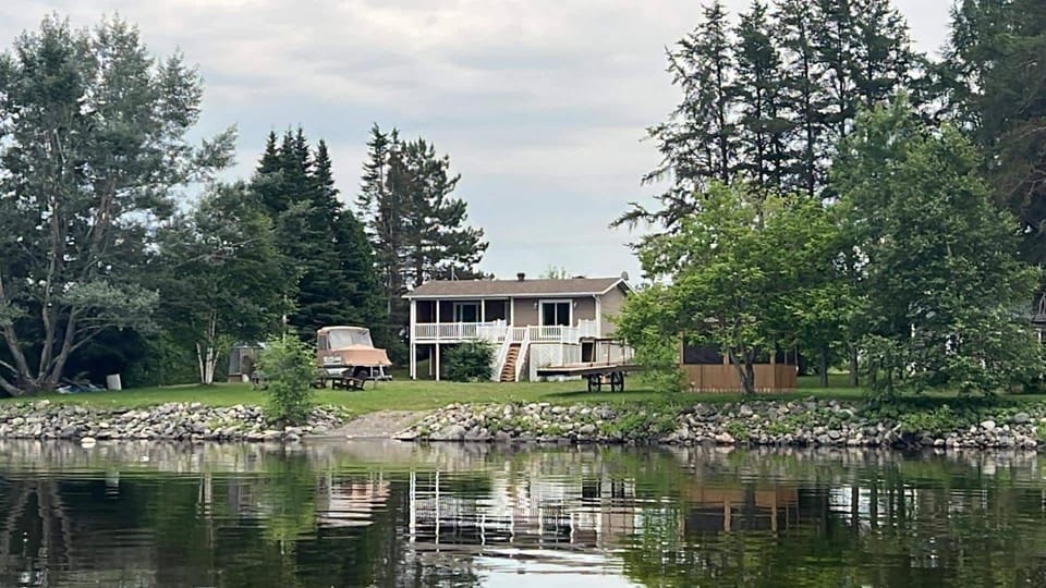 A Peaceful Waterfront Escape - La Perle du Lac House in New Brunswick