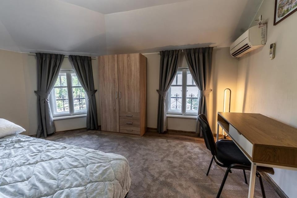 Makedonia's Finest 3BR Apartment in Sofia