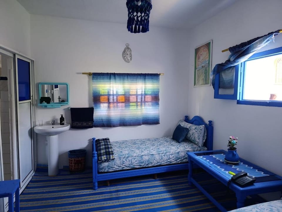 مقهى المدينة احبك Capsule hotel in Tangier-Tétouan-Al Hoceima