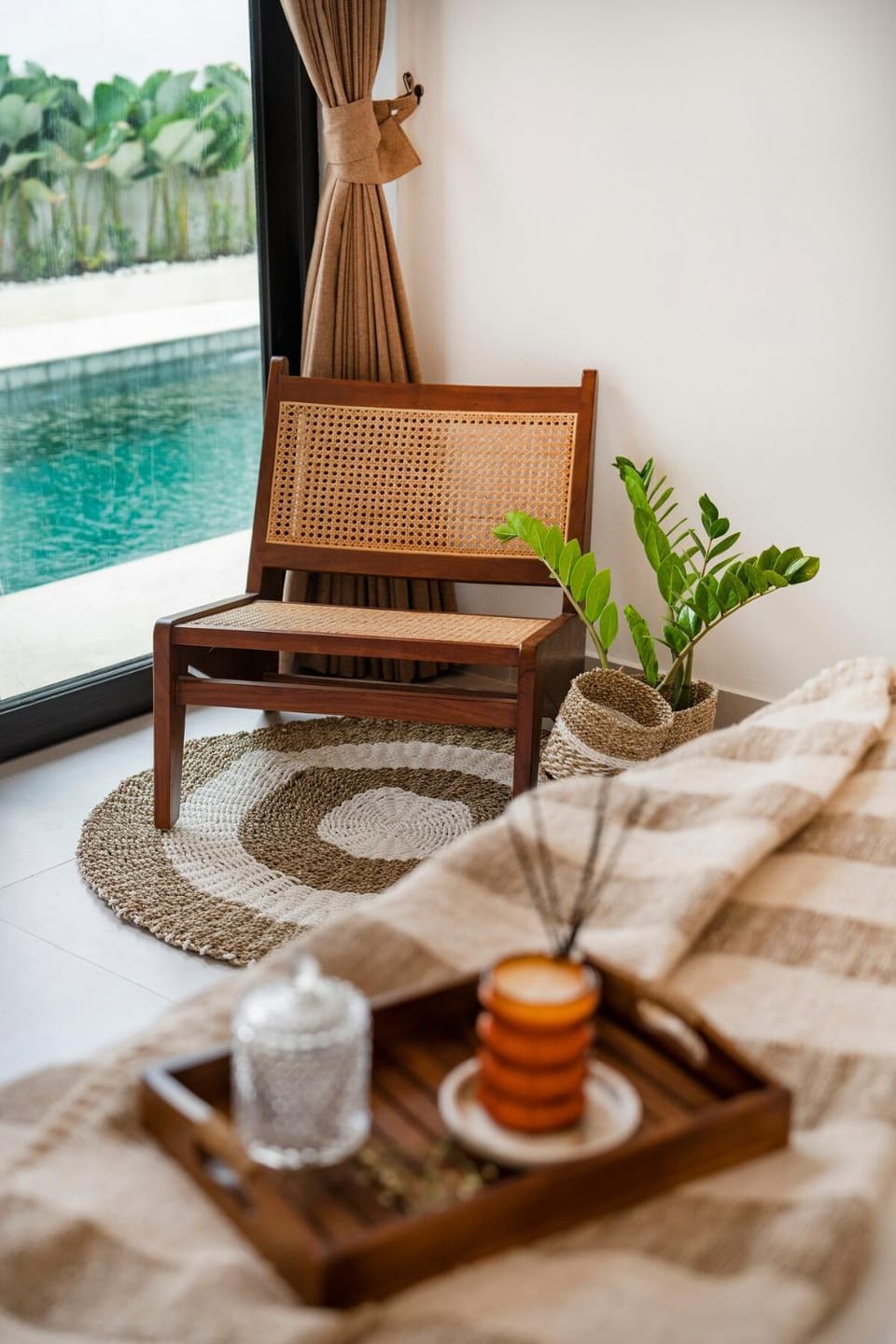 Seating area, Bedroom