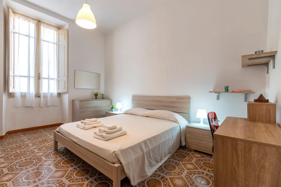 Living room, Bedroom