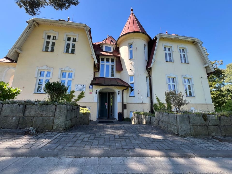 Ośrodek Wypoczynkowy Agat Resort in Lower Silesian Voivodeship