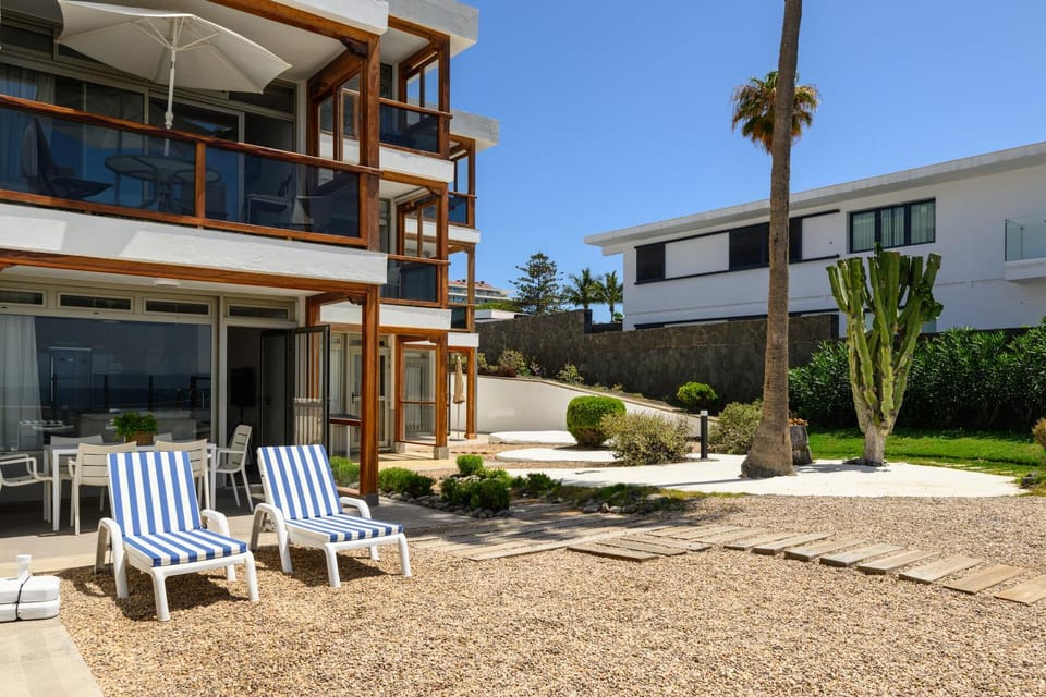 Beachfront San Agustin Papagayos III Apartment in Maspalomas
