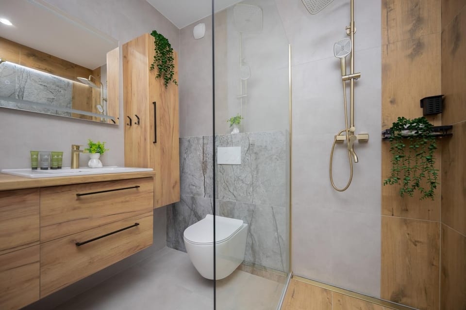 Shower, Bathroom