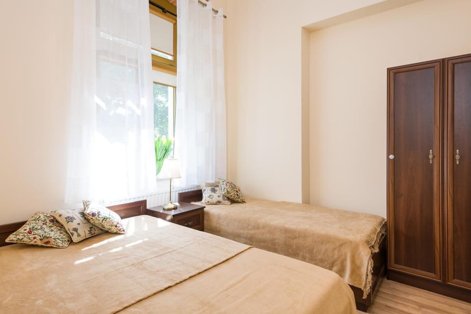 Bed, Bedroom, wardrobe