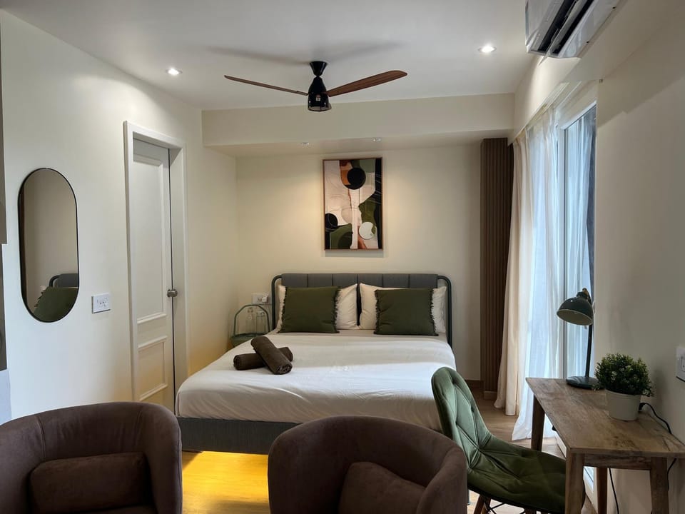 Aerovista Suites - Neon Homeotel- 1 kms from Airport Apartment hotel in Pune