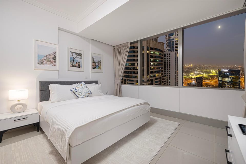 Sea & City View Apartment Dubai Marina - Ravello Living Apartment in Dubai
