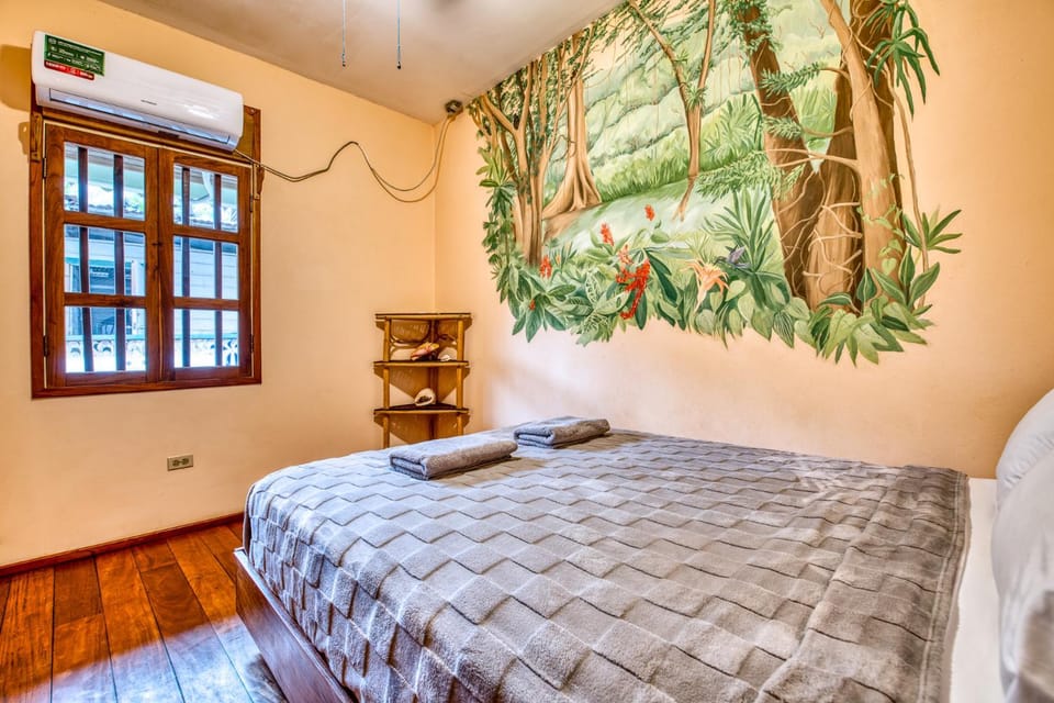 Bed, Bedroom, air conditioner