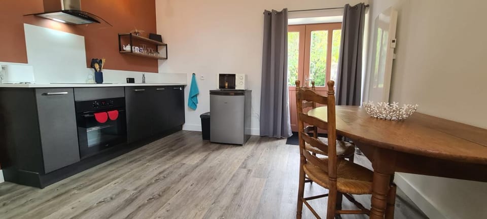 Le Mezzo - Parking gratuit - 10min Poitiers Centre, CREPS, chantier SNCF - 5min Vouneuil-sous-Biard - Proche Domaine des Piliers Apartment in Nouvelle-Aquitaine
