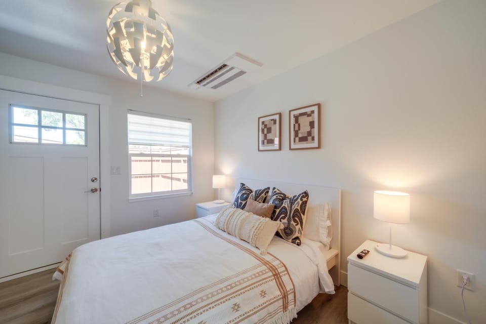 Walk to Water: Soap Lake Studio w/ Patio! Apartment in Washington
