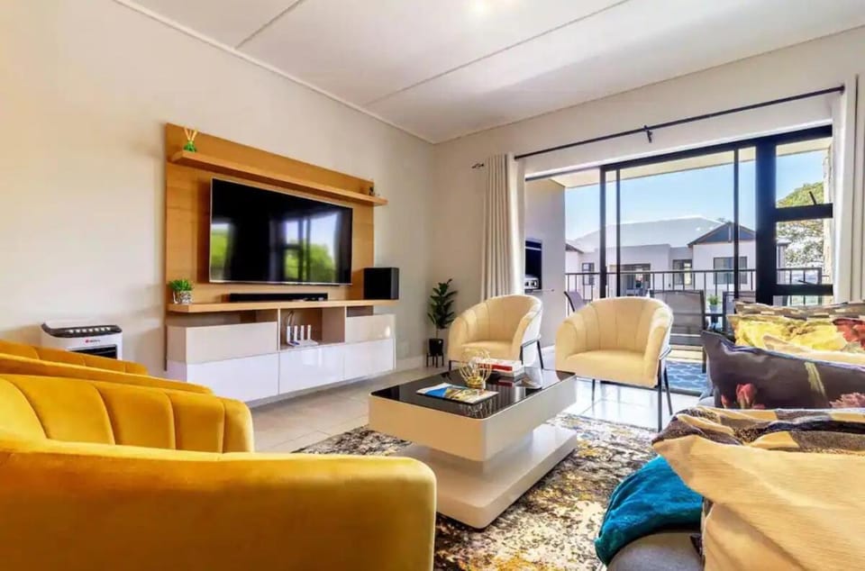 #AlimamaSpaces The Rob's Polofields Apartment in Sandton