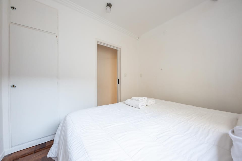Bed, Photo of the whole room, Bedroom, towels, wardrobe