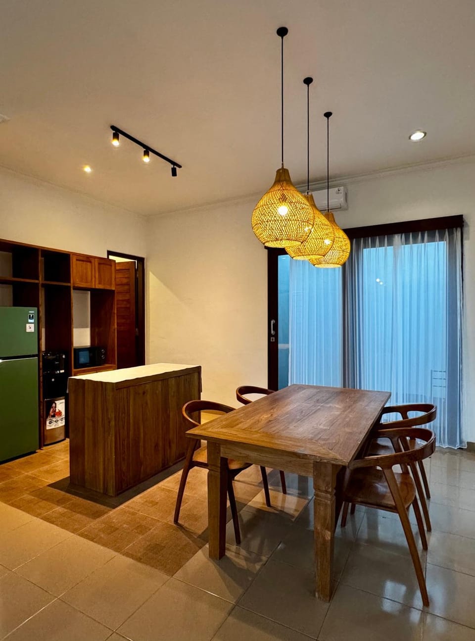 Kitchen or kitchenette, Living room, Dining area