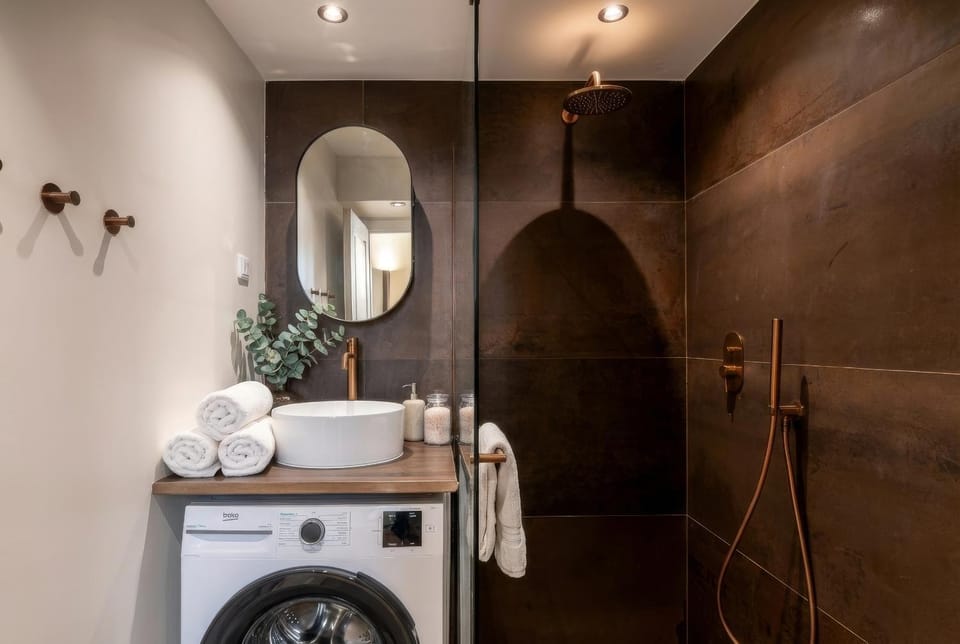 Shower, Bathroom, washing machine