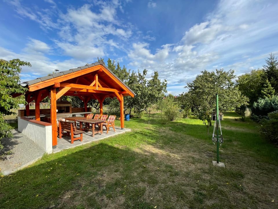 Garden, Garden view