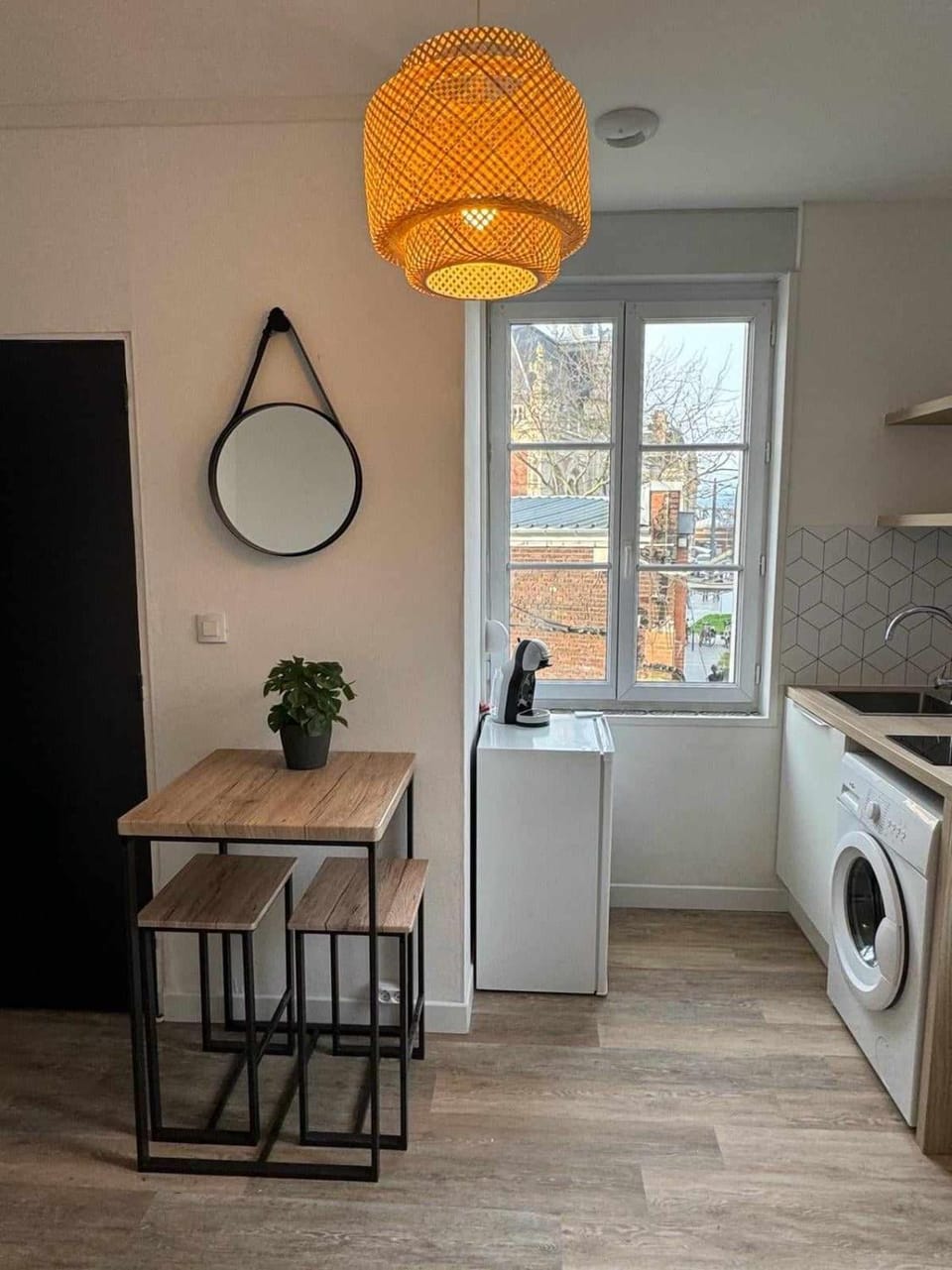 Studio 4, Place de la Gare Apartment in Valenciennes