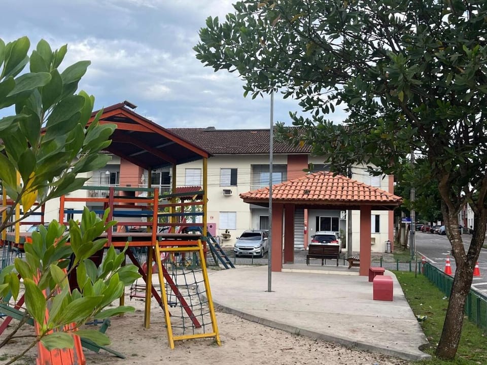 Children play ground, Street view