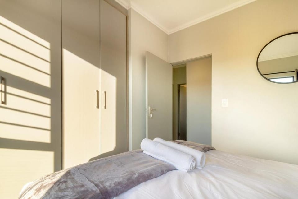 AlimamaSpacesThe Mansons Cascades Villa Apartment in Sandton