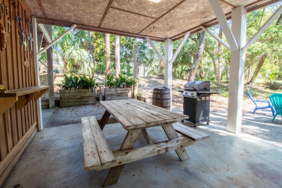Sea Island Cotton Cottage House in Edisto Beach
