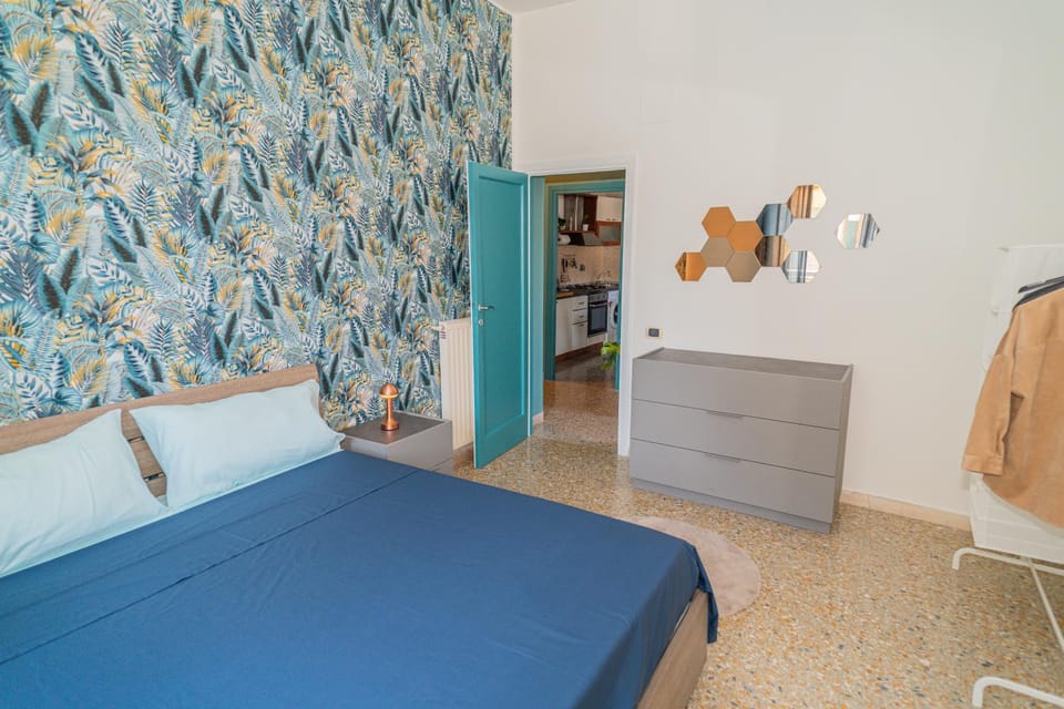 OSTIA COLOR HOUSE di J & F Apartment in Ostia
