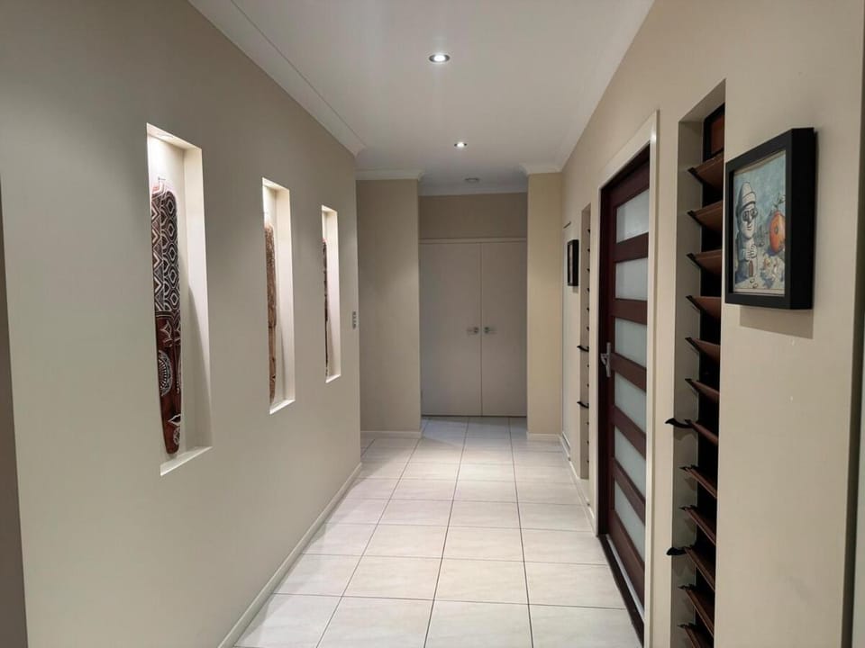 Entire 4 bedroom home in Palm Cove House in Palm Cove