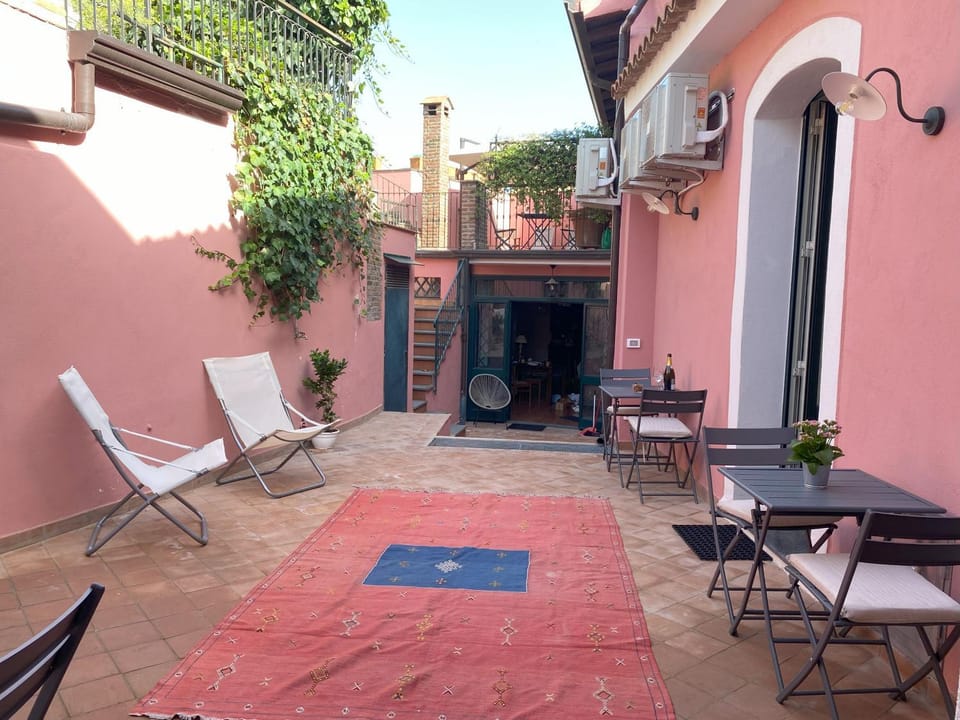 Balcony/Terrace, Inner courtyard view