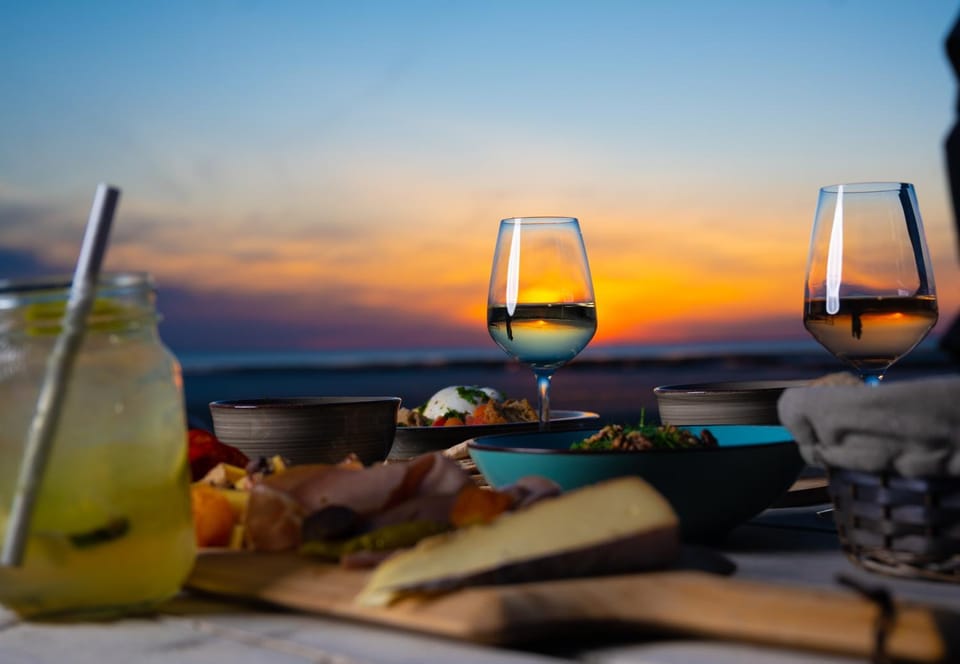 Lounge or bar, Beach, Sea view, Sunset
