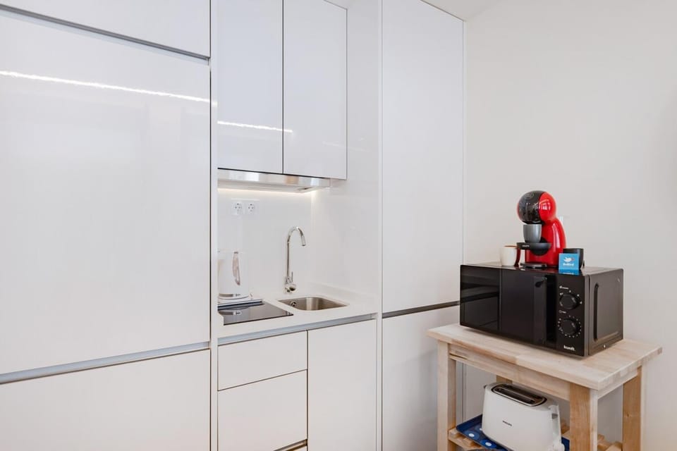 Studio Pop | 111 Collection Apartment in Porto