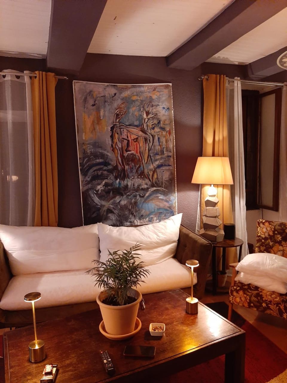Communal lounge/ TV room