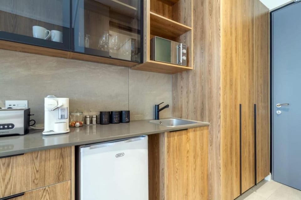 AlimamaSpaces The Noxy Menlyn Maine Apartment in Pretoria